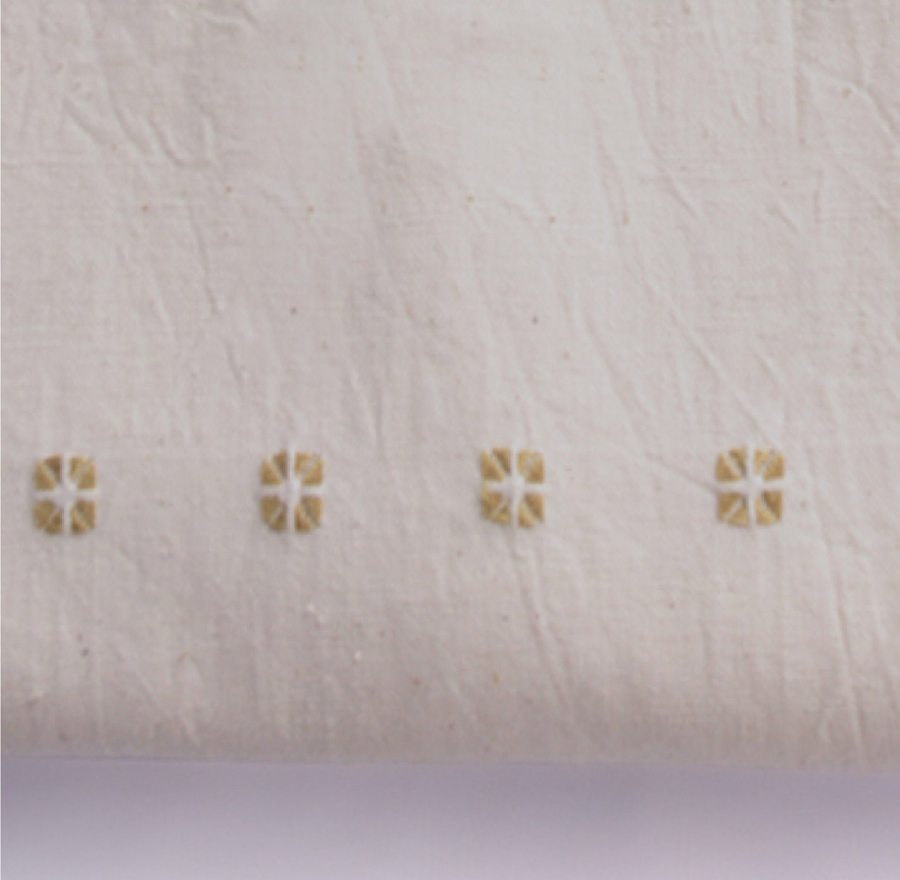 REGALIA IVORY LIGHT TABLE CLOTH 282(L) x 186(B)