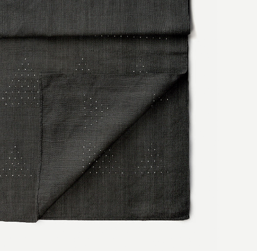 CELESTE MAGNA TABLE RUNNER 155(L) x 45(B)