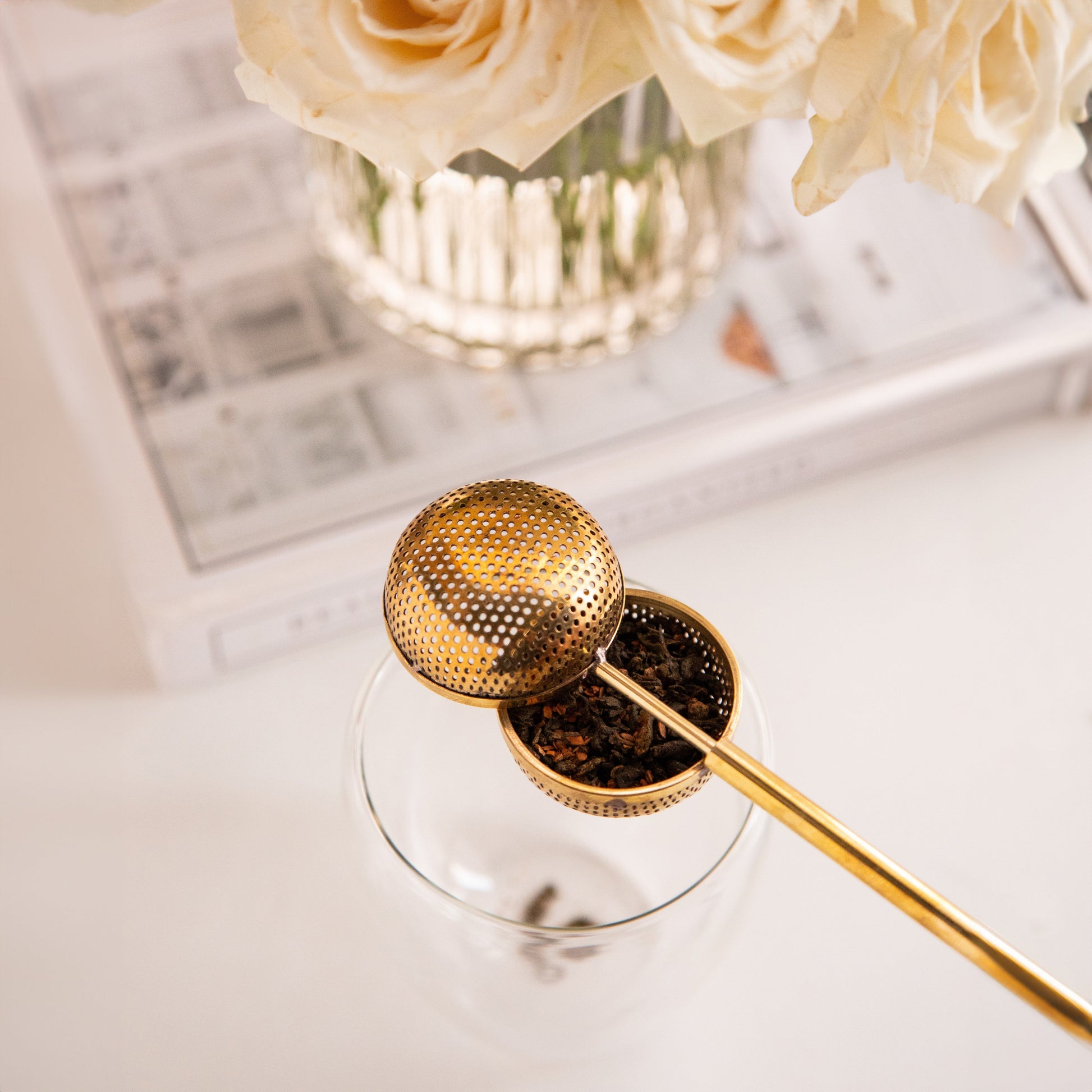Ball Shaped Brass Infuser with Push handle 60g