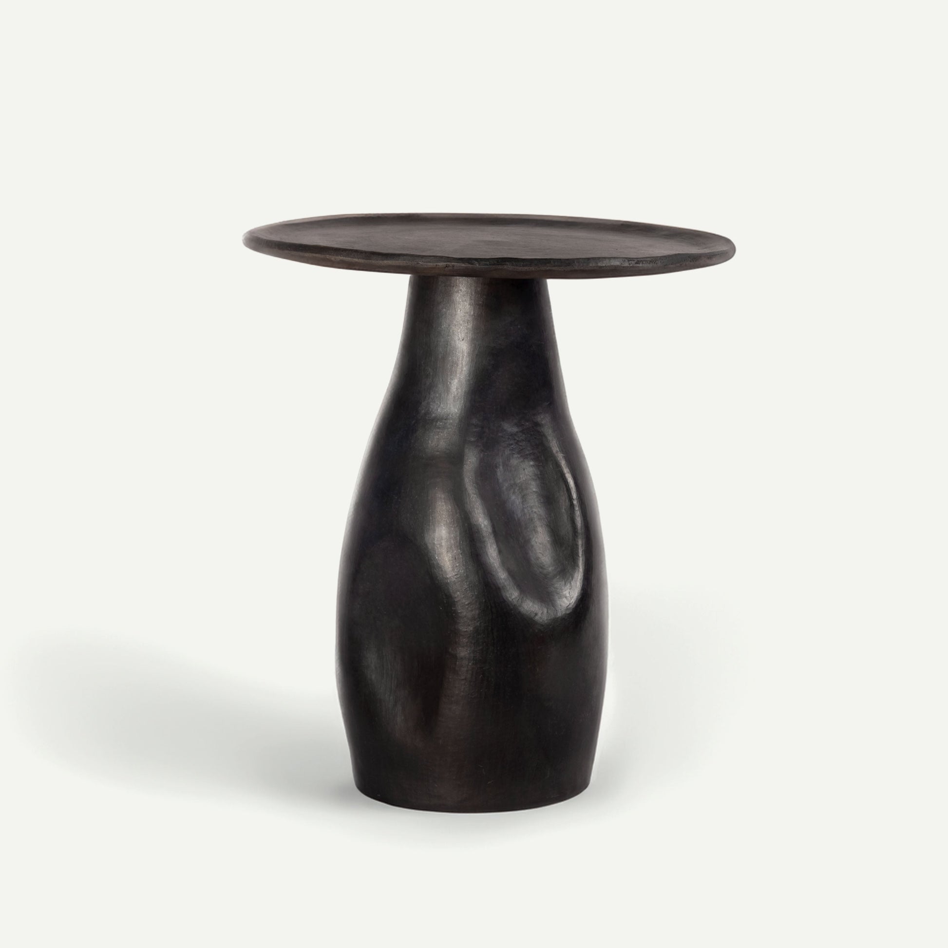 DIMPLE END TABLE 38.2(長さ) x 38.2(幅) x 44.3(高さ)