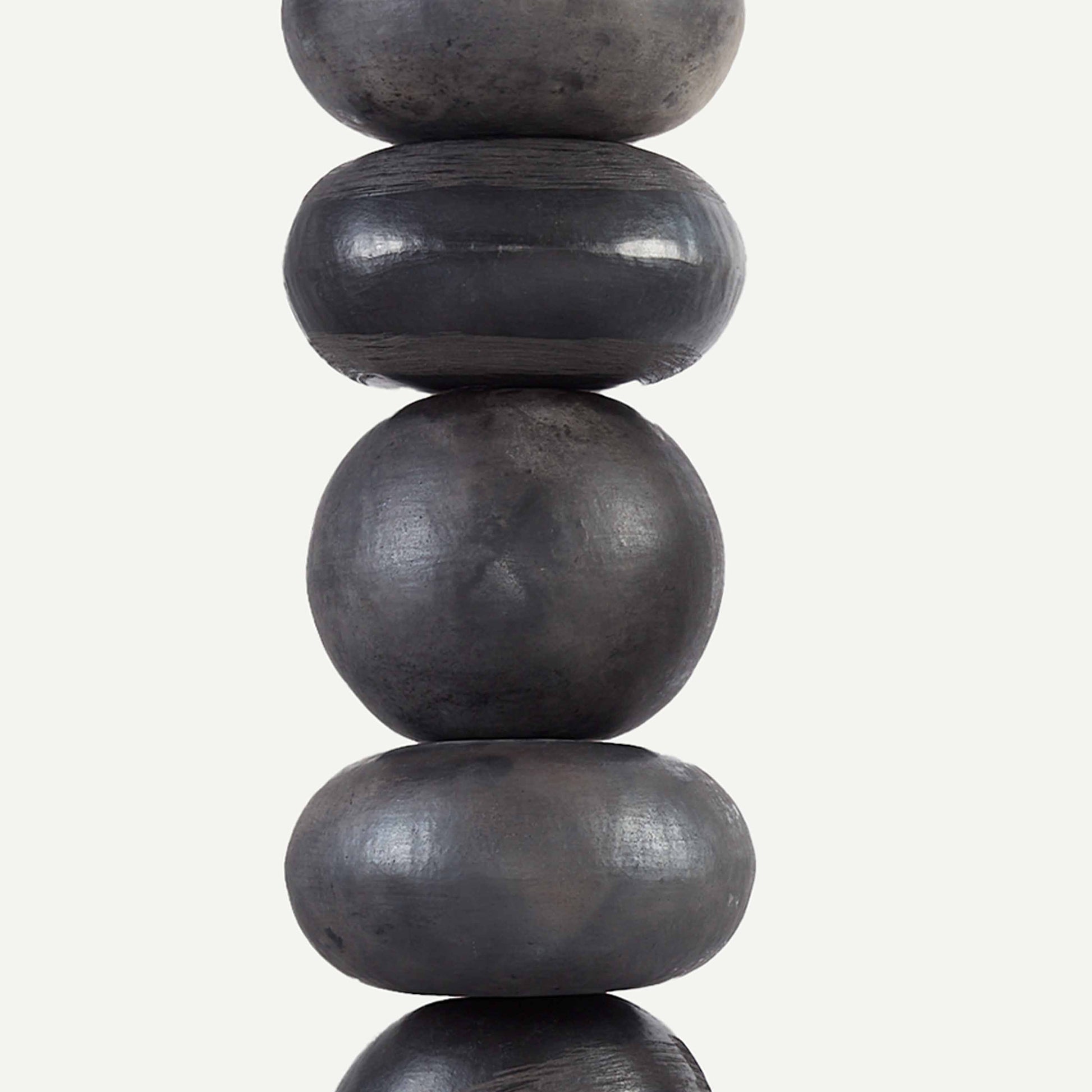 THE LONGPI TOTEM 30.5(長さ) x 30.5(幅) x 136.9(高さ)