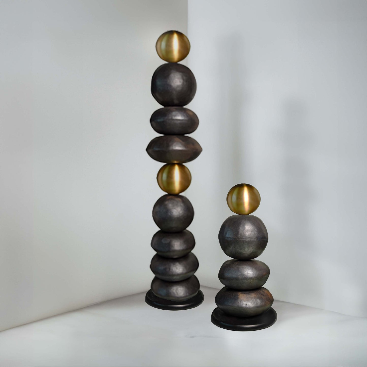 GLINT TOTEM 30.5(長さ) x 30.5(幅) x 144.8(高さ)