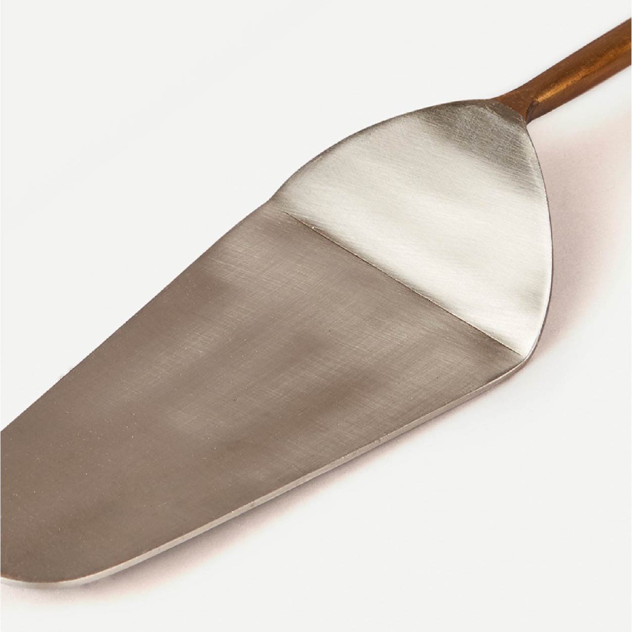 NERVIO KNIFE & SERVER ケーキナイフ - 長さ: 30.8、幅: 2.7、高さ: 0.8、サーバー - 長さ: 29.5、幅: 6.3、高さ: