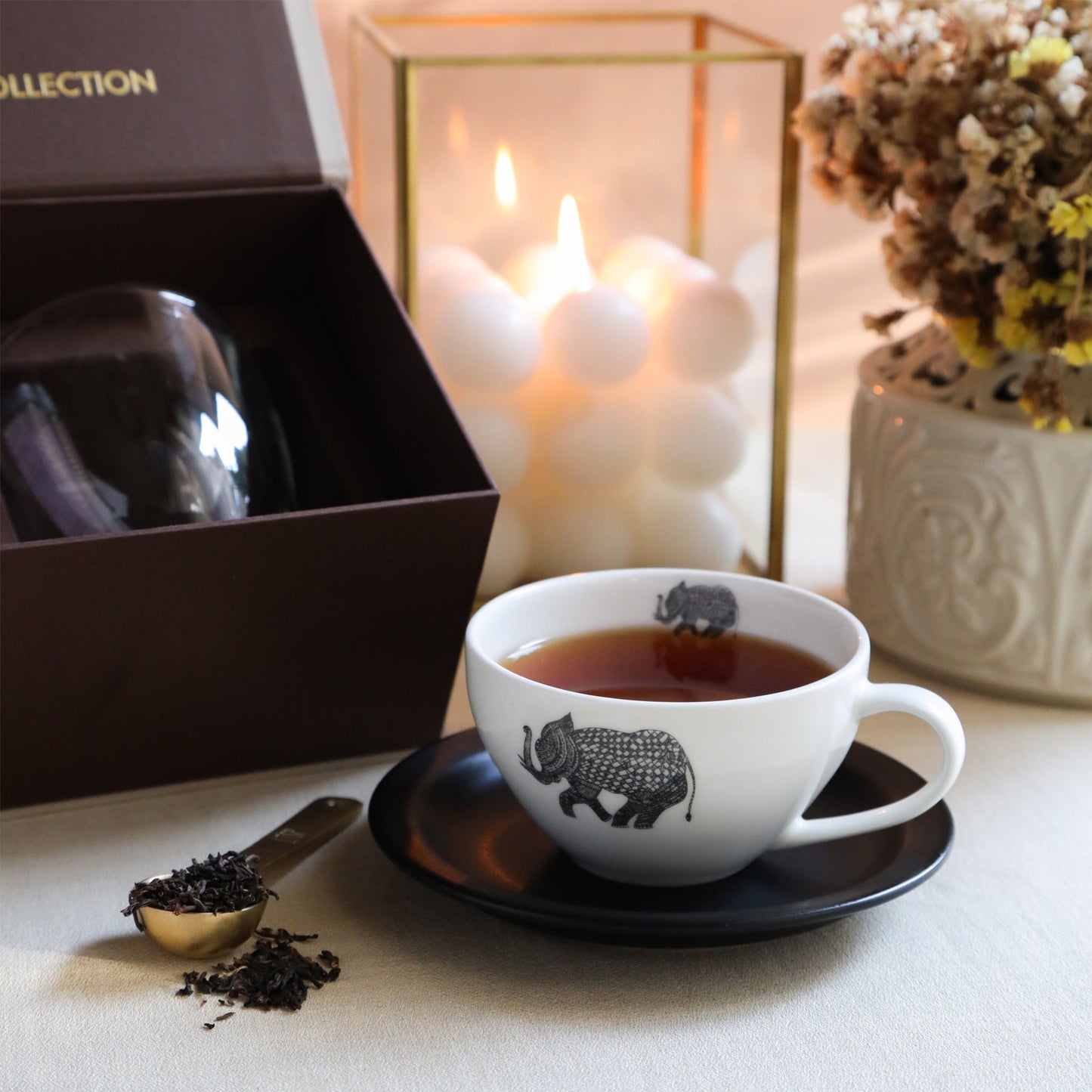 Connoisseurs Tea Collection - Darjeeling Selects - One Tea and a Teaware 870g
