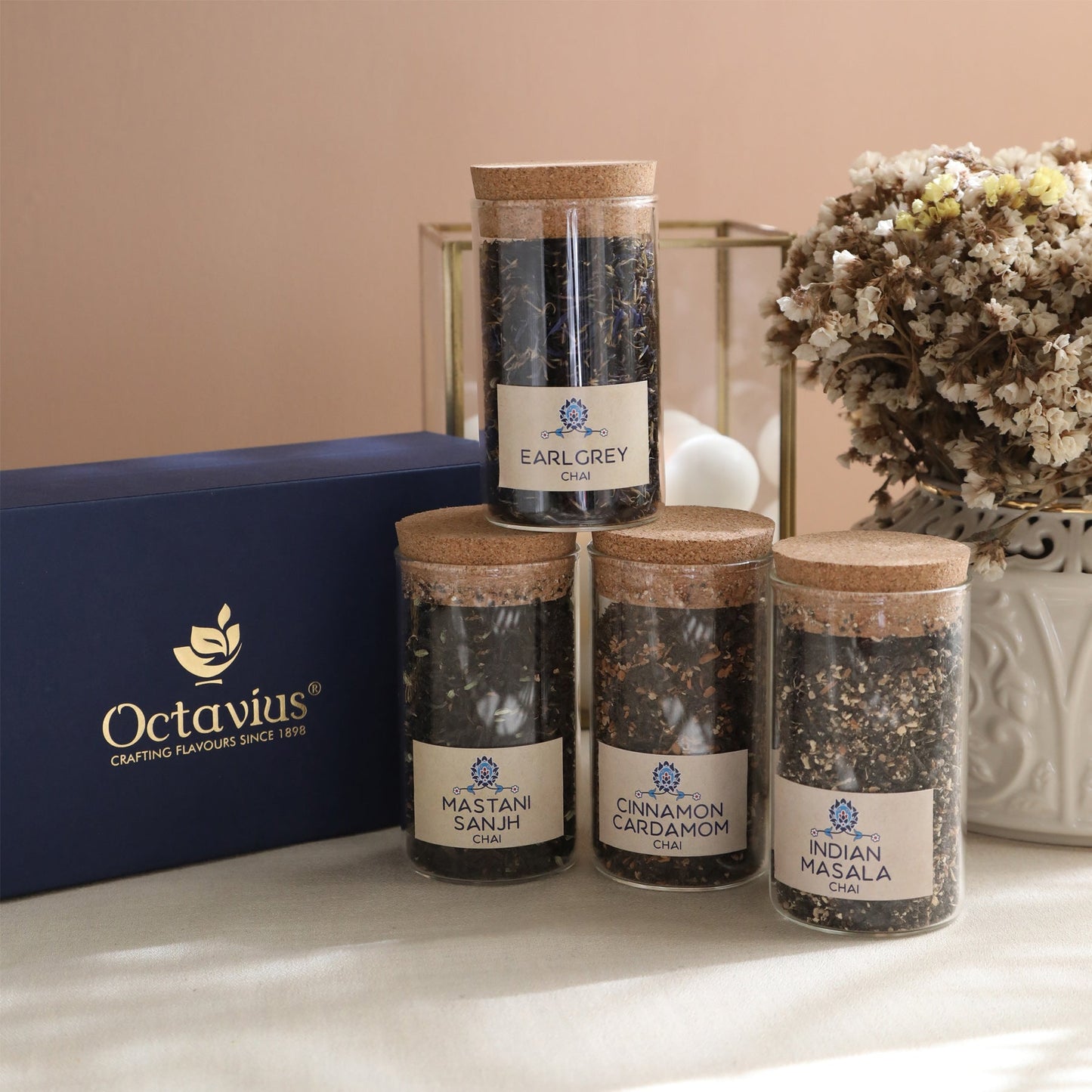 Tea Time Treasure-Charming Chais (4 Assorted Loose Leaf Black Teas) 900g