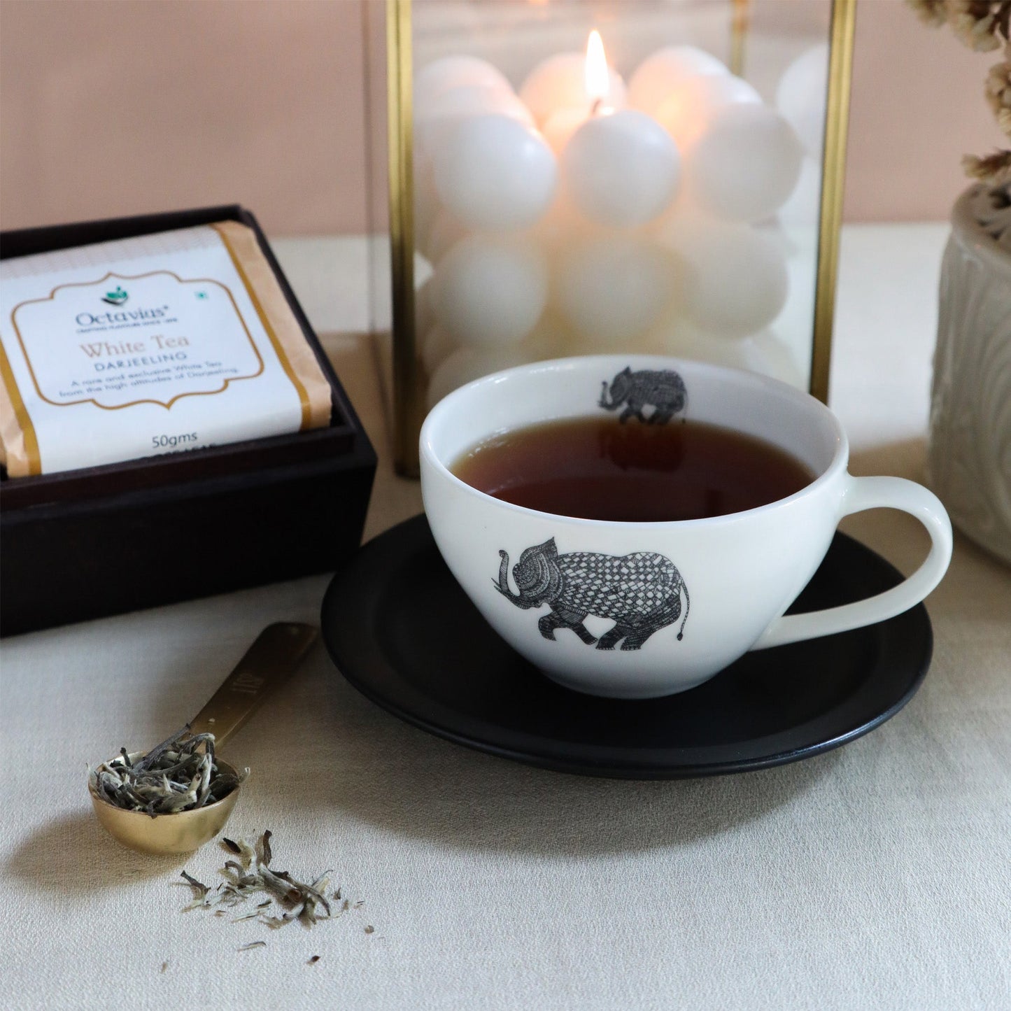 Darjeeling White Tea in Handcrafted Wooden Box 315g