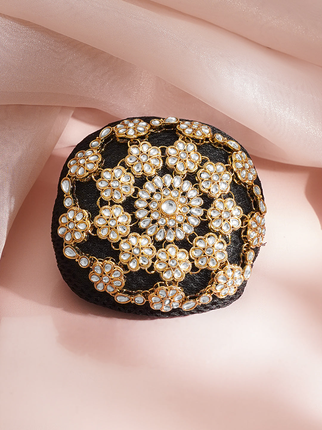 【Rubans】 Gold-Plated White Kundan Floral Hair Bun Cover｜ゴールドメッキ ホワイトクンダン フローラル ヘアバンカバー（お団子飾り）