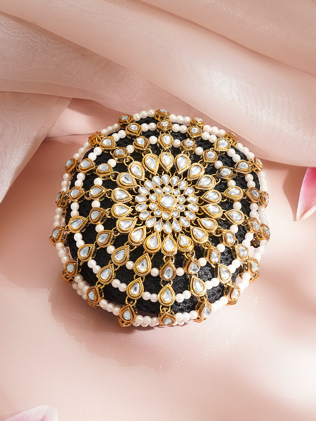 【Rubans】 Gold-Plated White Kundan & Pearl Beaded Hair Bun Cover｜ゴールドメッキ ホワイトクンダン＆パールビーズ ヘアバンカバー（お団子飾り）