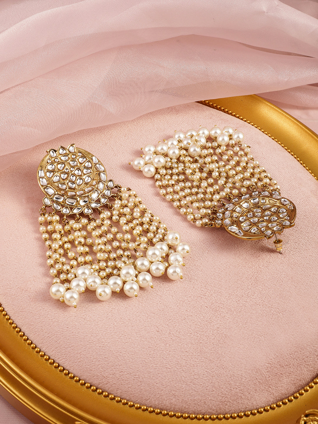 Golden Era Kundan Pearls Chandelier Earrings フリーサイズ