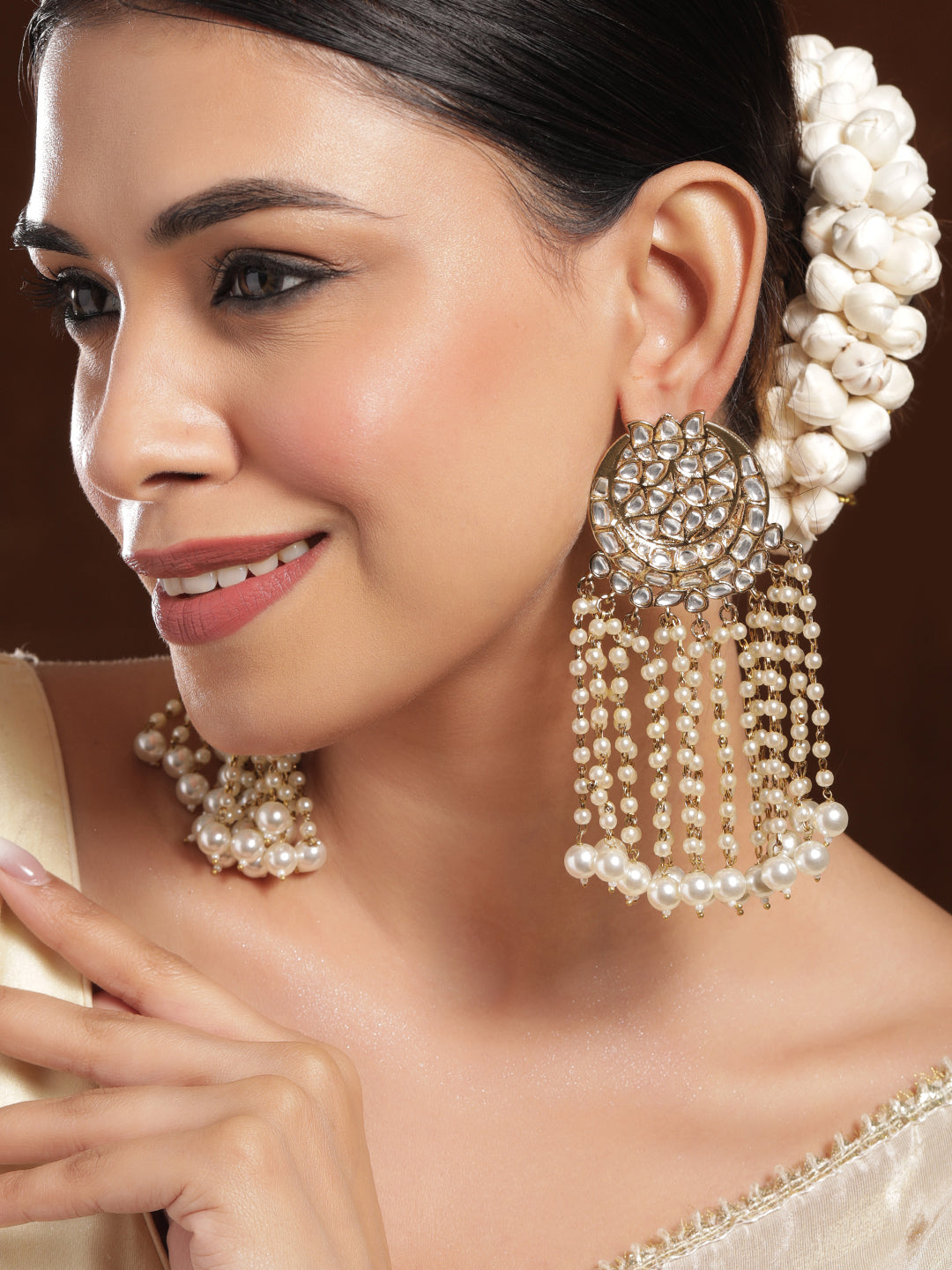 Golden Era Kundan Pearls Chandelier Earrings フリーサイズ