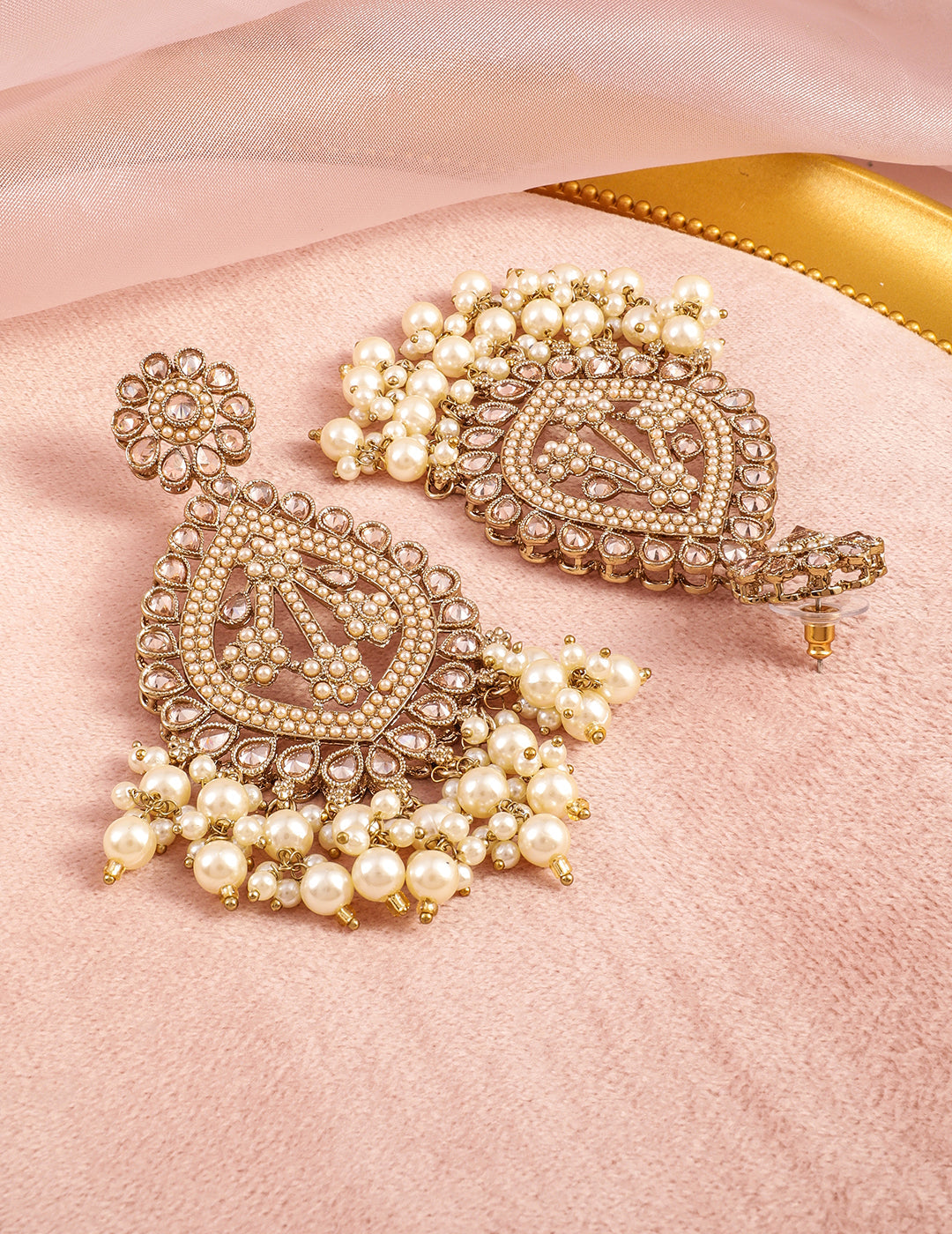 Cream Accents Pearl Chandbali フリーサイズ