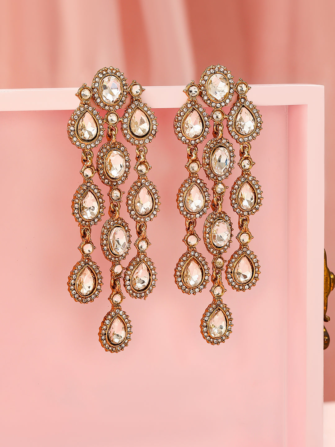 Radiant Artistry White American Diamond Zirconia Danglers フリーサイズ