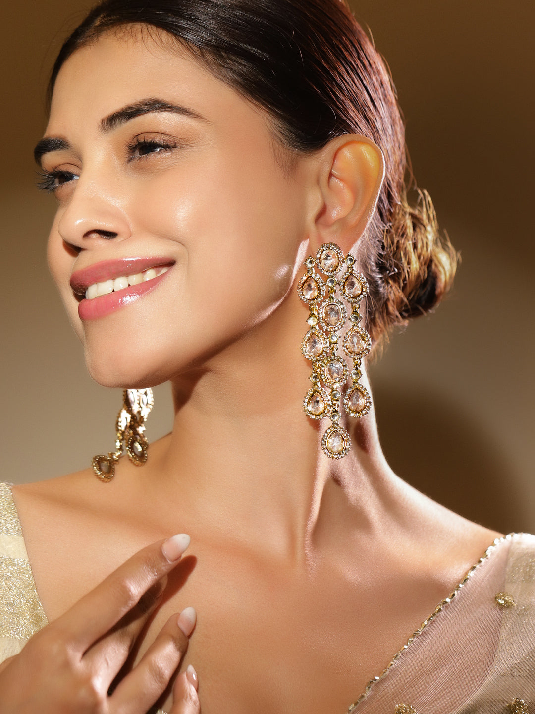 Radiant Artistry White American Diamond Zirconia Danglers フリーサイズ
