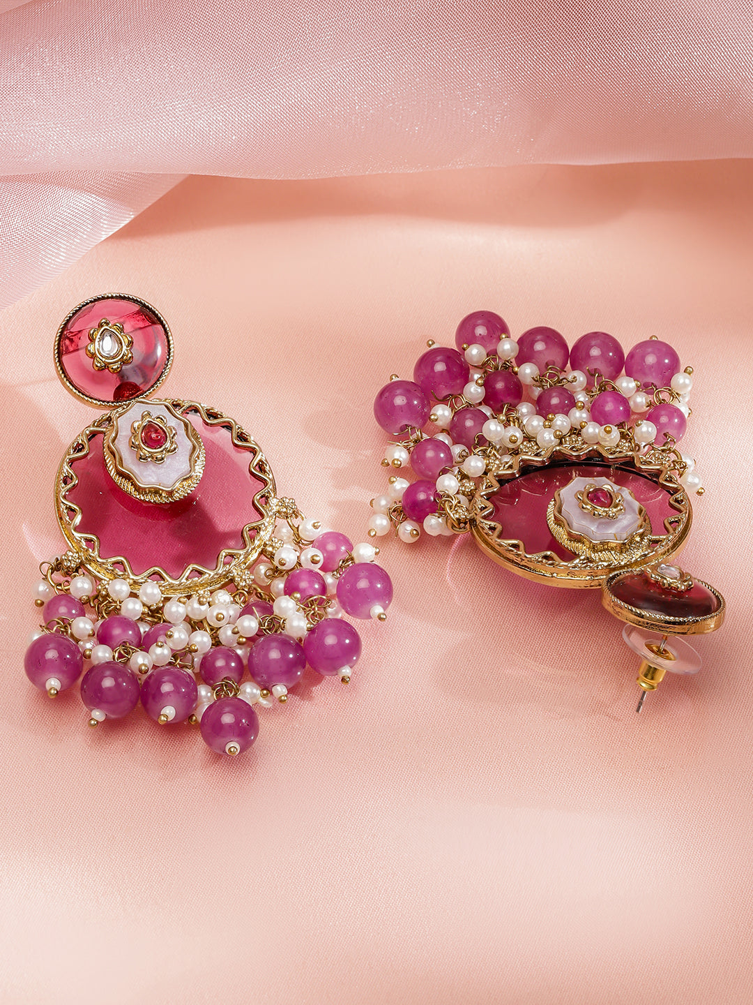 Lustrous Pink Heritage Danglers フリーサイズ