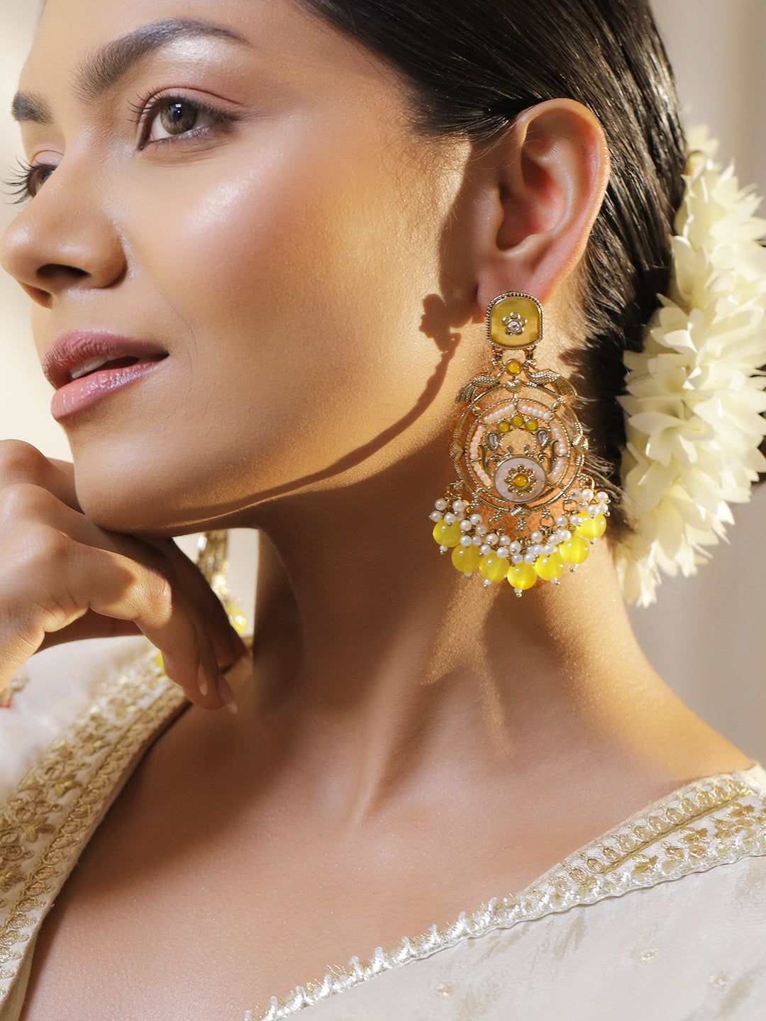 Peacock Motif Pearl & Yellow Beaded Dangler Earrings フリーサイズ