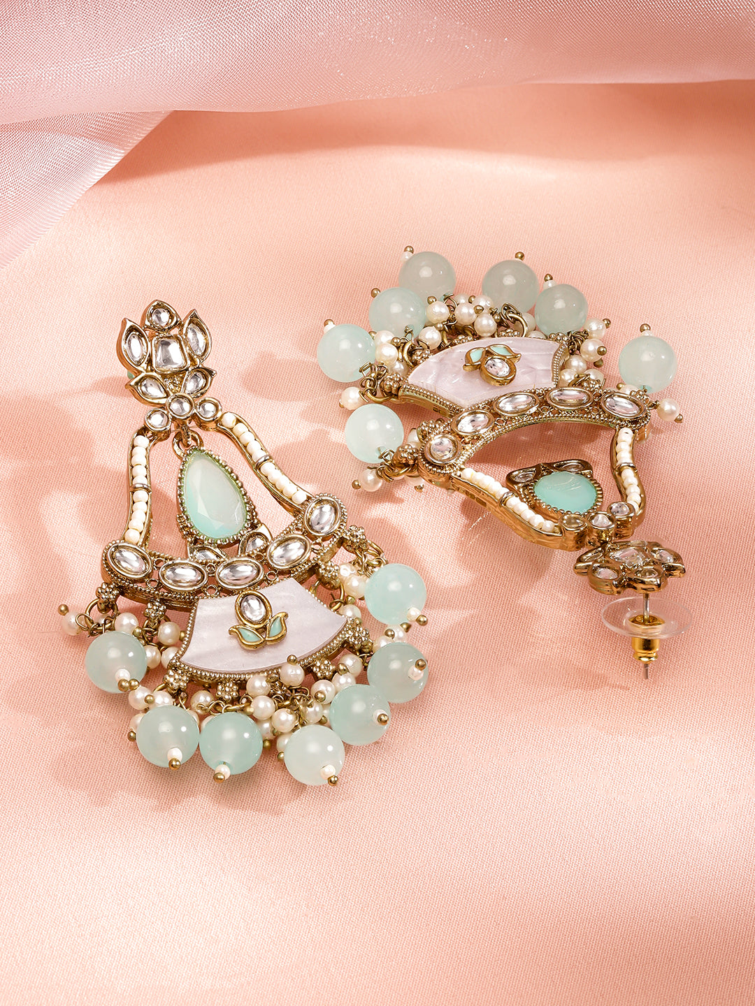 Mint Glow Dangler Earrings フリーサイズ