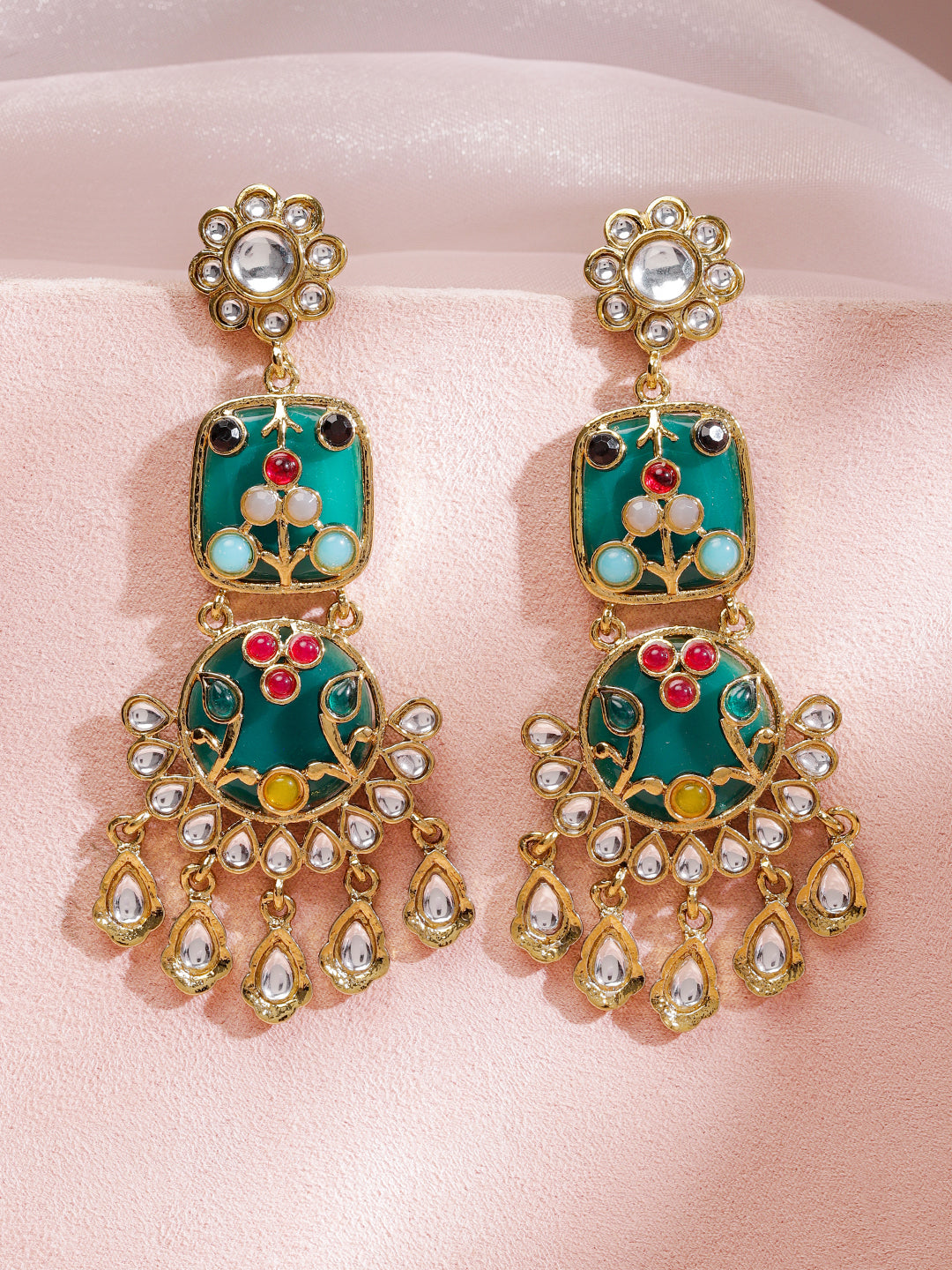 Vivid Gleam Kundan Danglers フリーサイズ