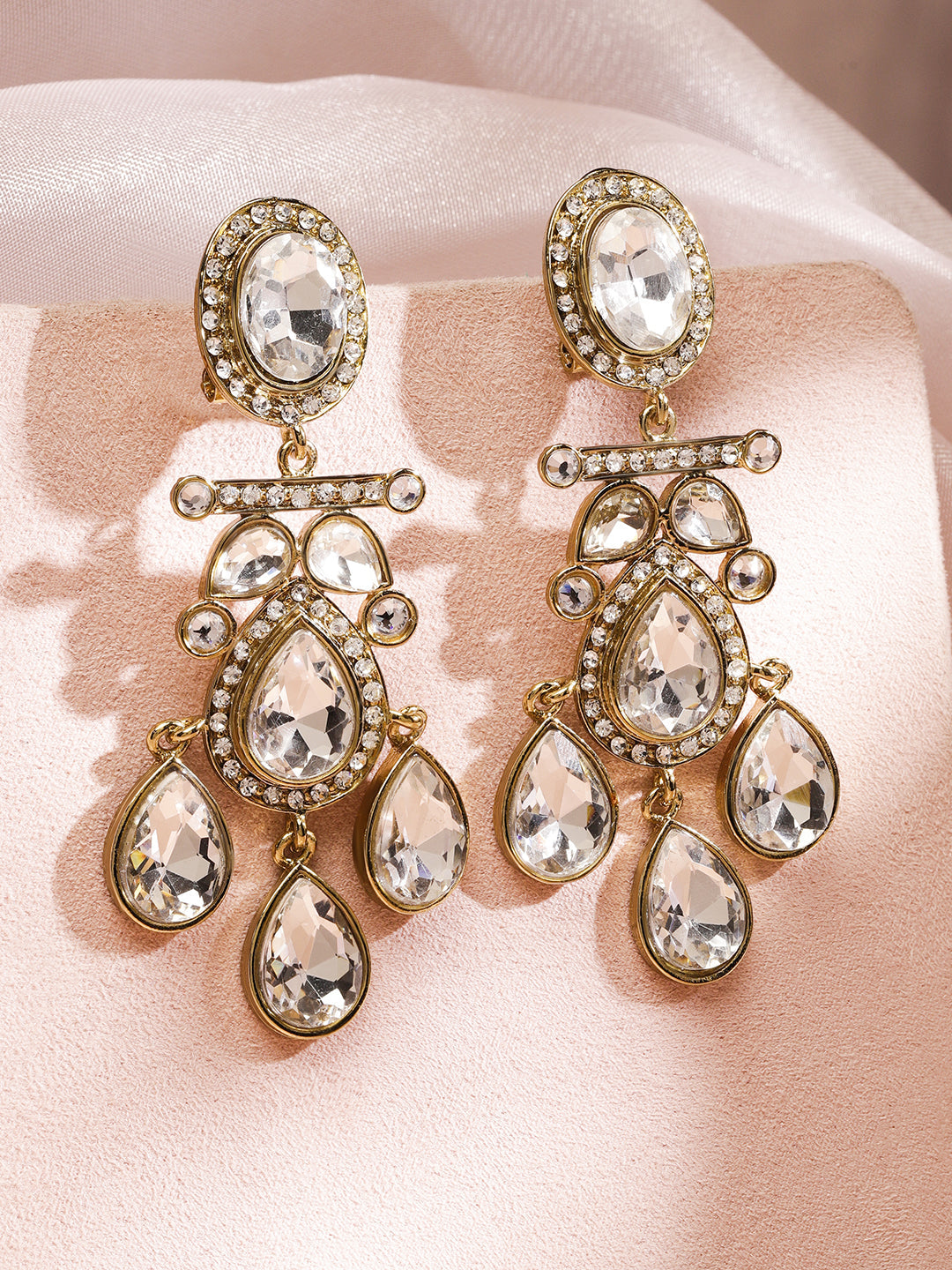 White Studded Gold Toned Danglers Earrings フリーサイズ