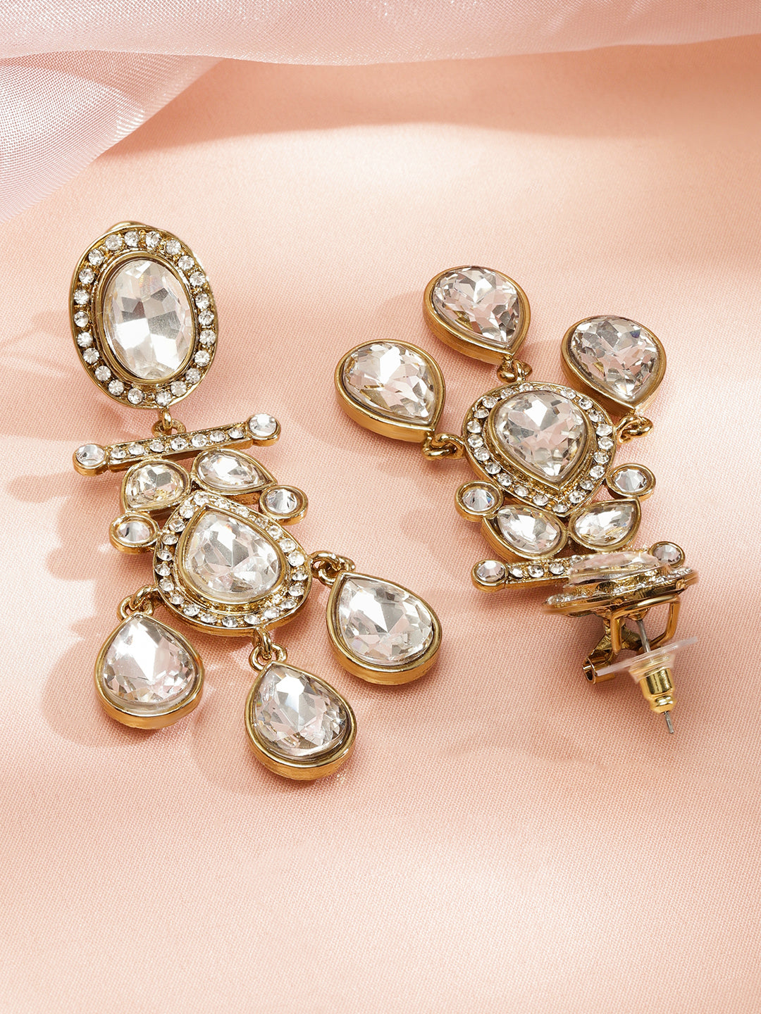 White Studded Gold Toned Danglers Earrings フリーサイズ