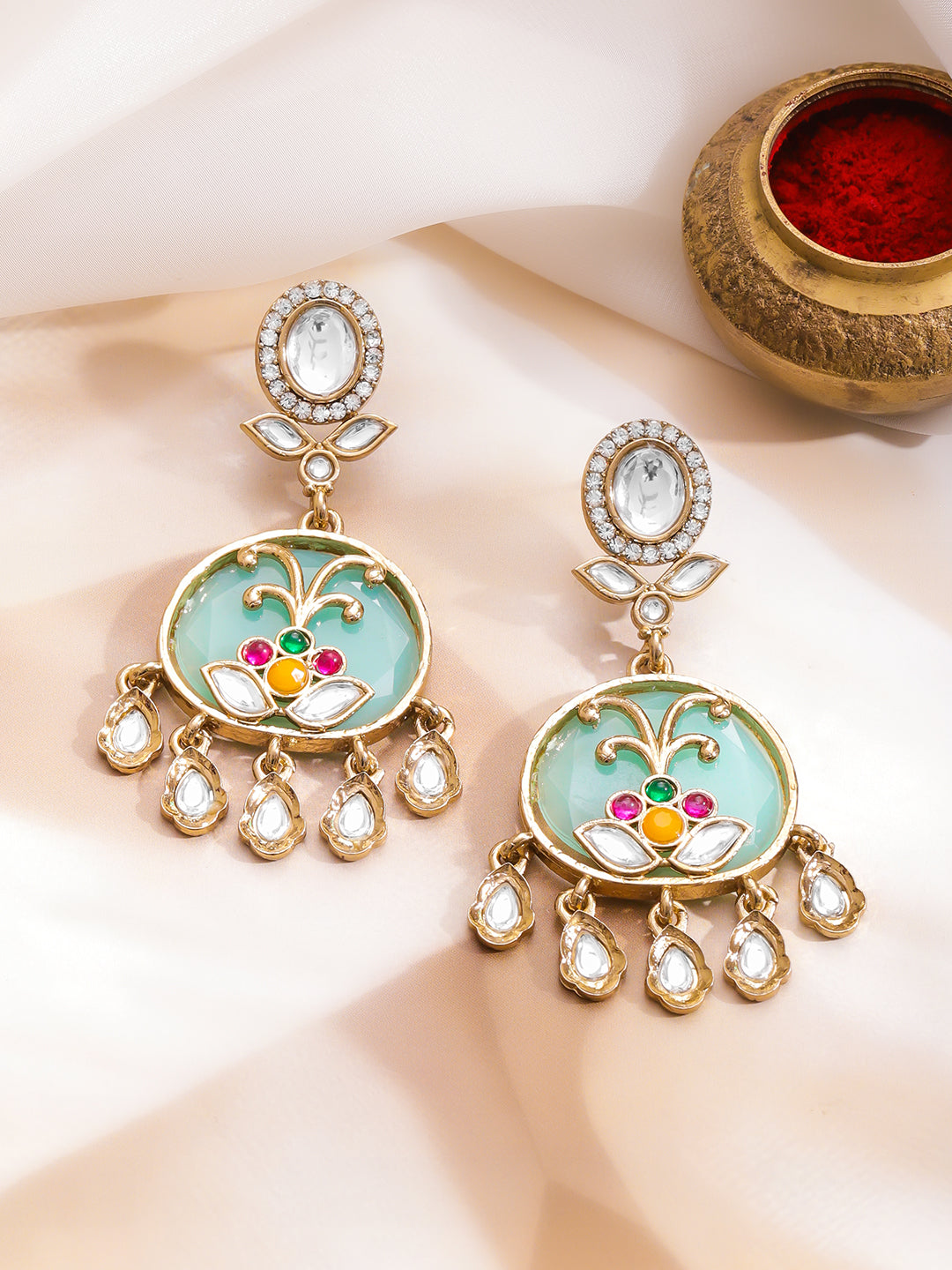White Studded Blue Dangler Earrings フリーサイズ