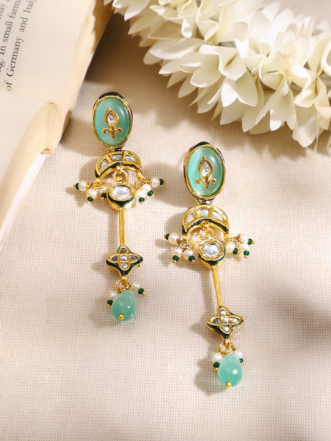 【Rubans】Gold Plated Green kundan dangler earrings｜ゴールドメッキ グリーン クンダン ダングラーピアス