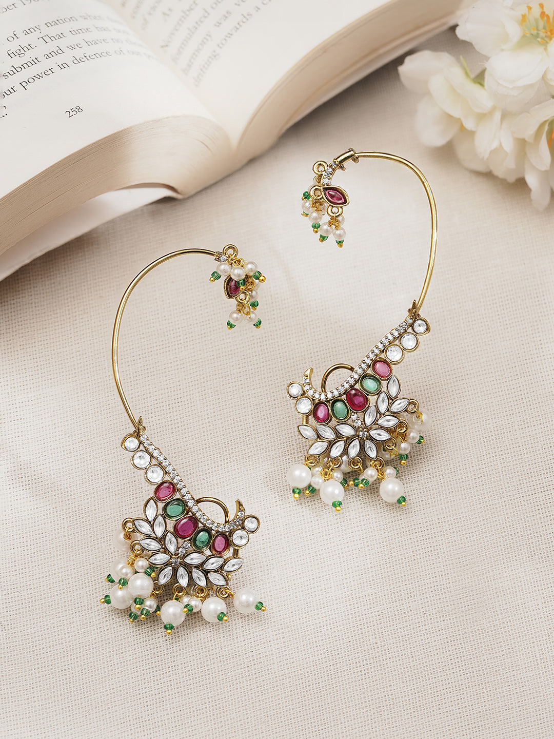 【Rubans】 Gold Plated Pearl Beaded Kundan Ear Cuffs｜ゴールドメッキ パールビーズ クンダン イヤーカフ