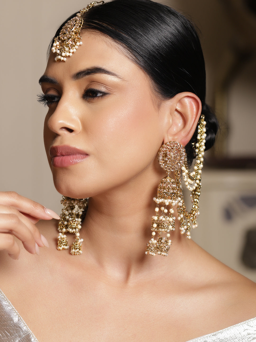 Golden Glam Kaan Phool Jhumka Earrings フリーサイズ