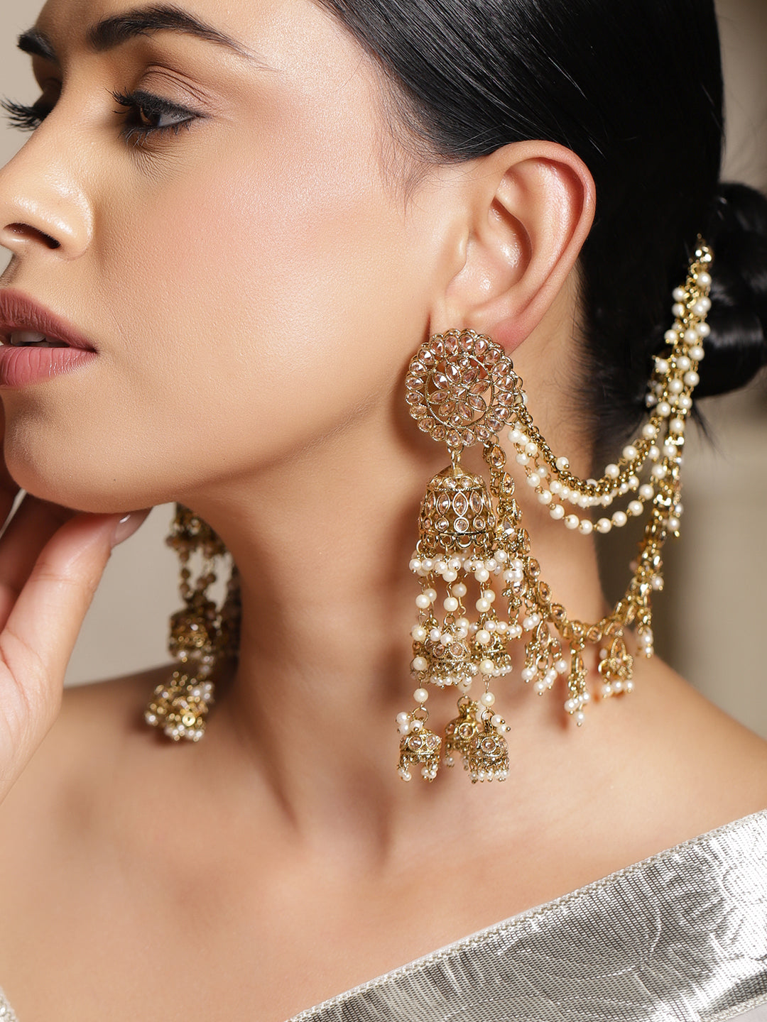 Golden Glam Kaan Phool Jhumka Earrings フリーサイズ