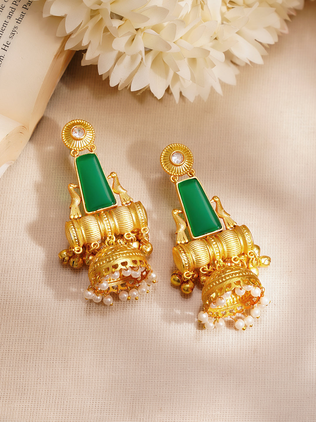 【Rubans】 Gold-Plated Green Enamel Statement Jhumka Earrings｜ゴールドメッキ グリーンエナメル ステートメント ジュムカイヤリング