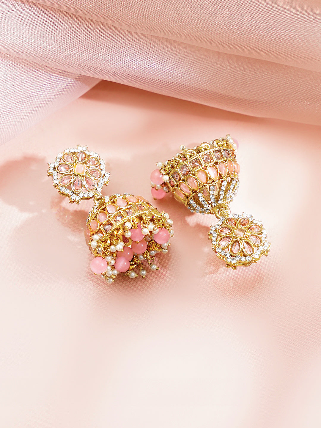 【Rubans】 Antique Gold Plated Pastel Pink Kundan Pearl Jhumka Earrings｜アンティークゴールドメッキ パステルピンク クンダン パール ジュムカ