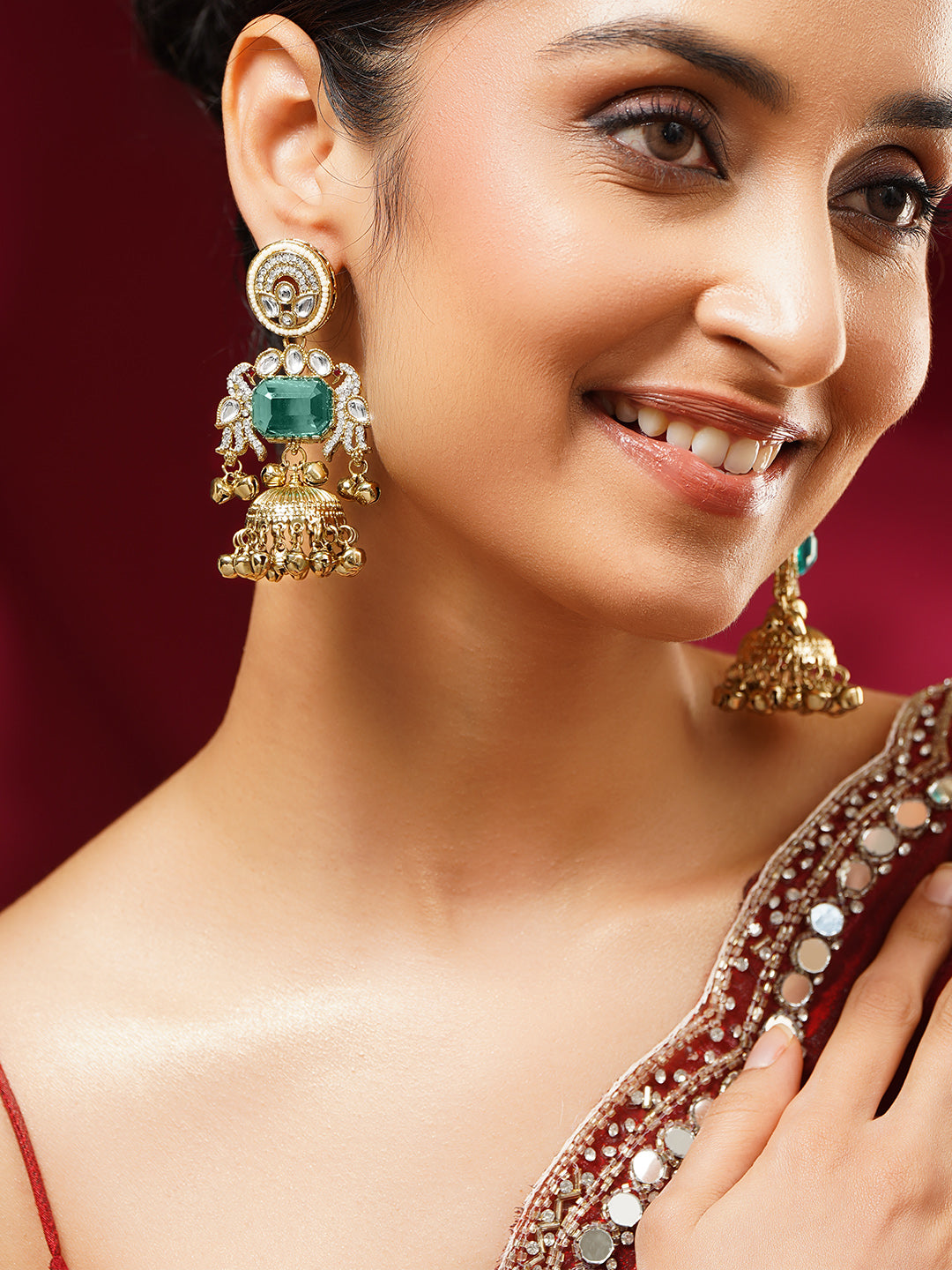 【Rubans】Gold Plated Emerald Whisper Kundan Pearl Chandbalis Earrings｜ゴールドメッキ エメラルドウィスパー クンダン パール シャンドバリピアス