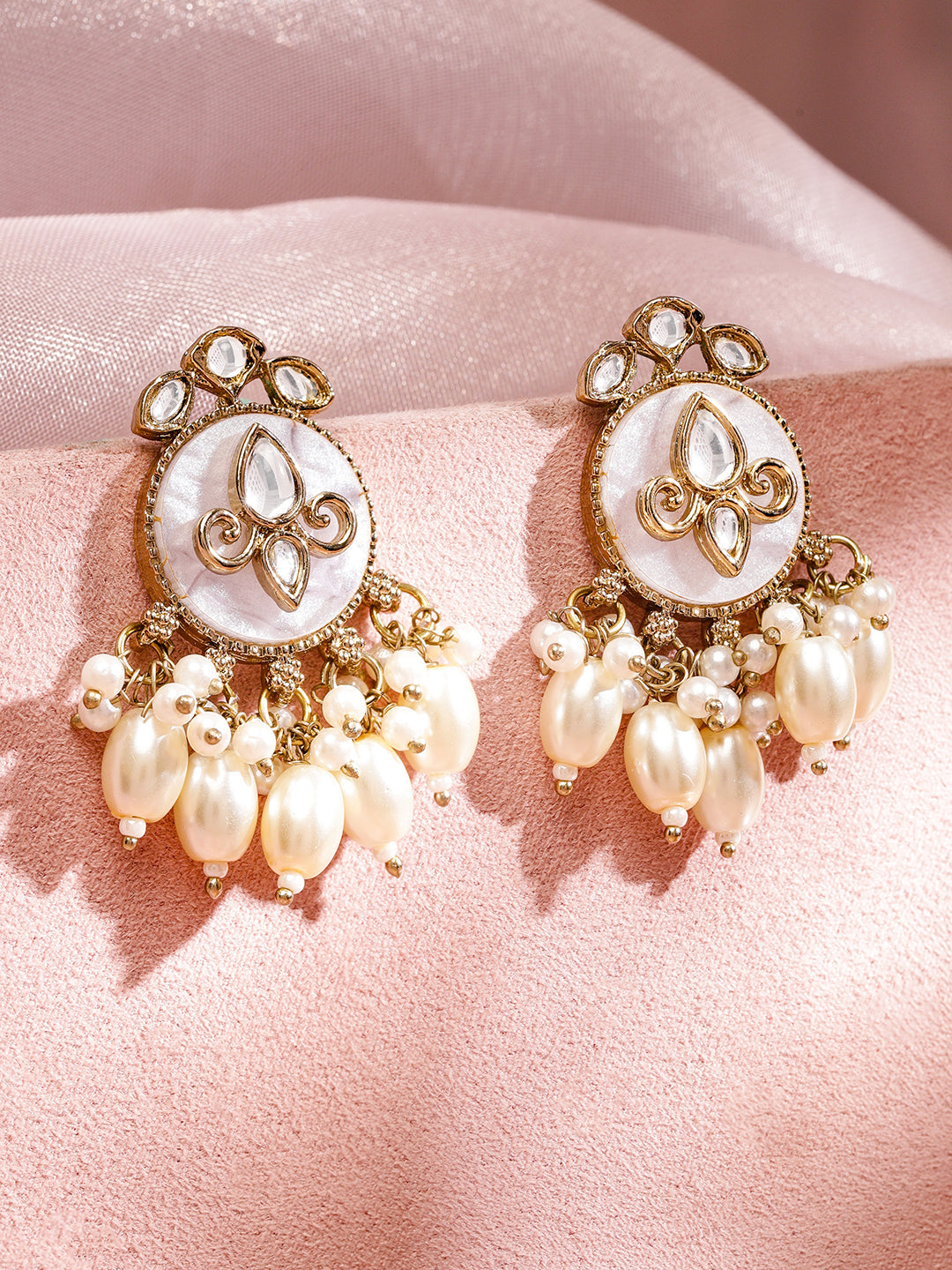 Moonlit Pearls & Kundan Danglers フリーサイズ