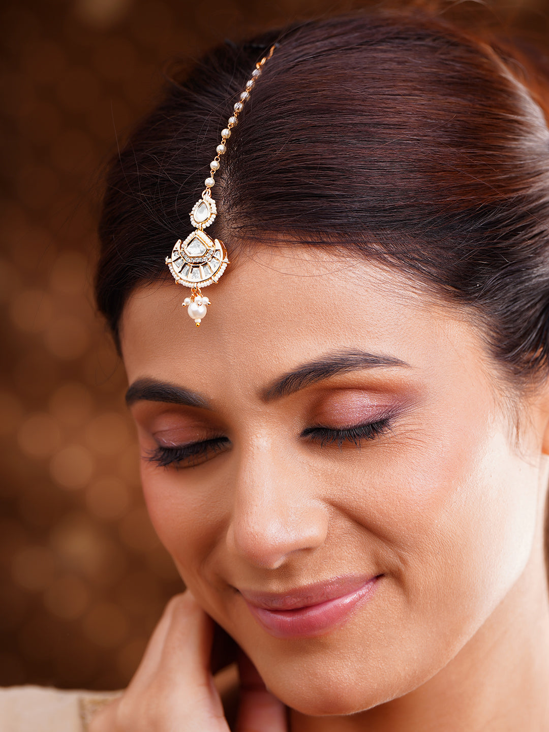 Festive Glow Kundan Pearl Drop Maangtikka フリーサイズ