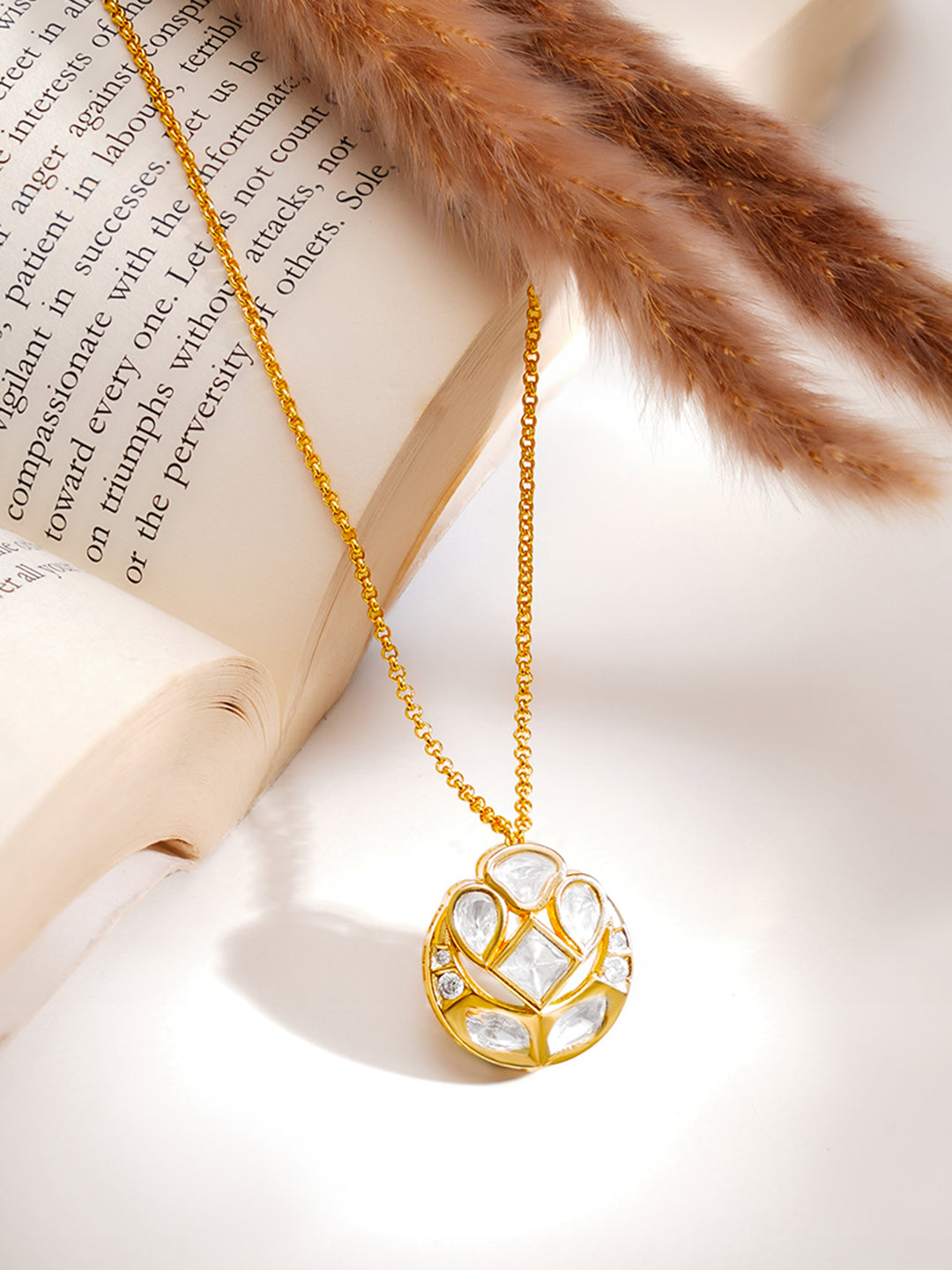【Rubans】 Gold Plated Kundan Necklace｜ゴールドメッキ クンダン ネックレス
