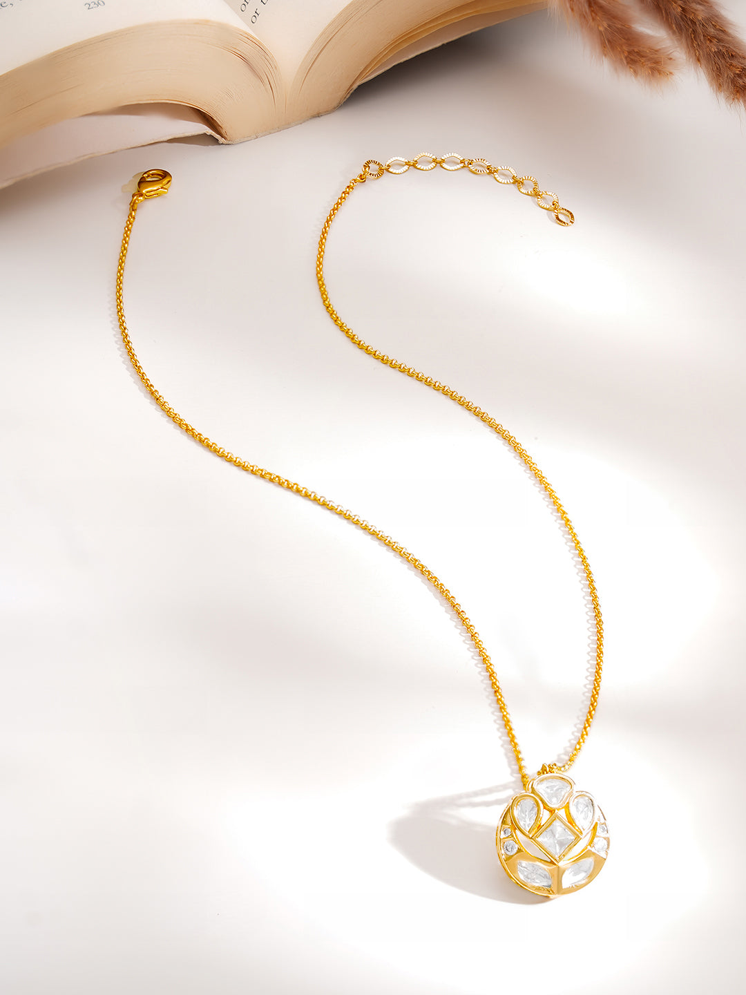 【Rubans】 Gold Plated Kundan Necklace｜ゴールドメッキ クンダン ネックレス