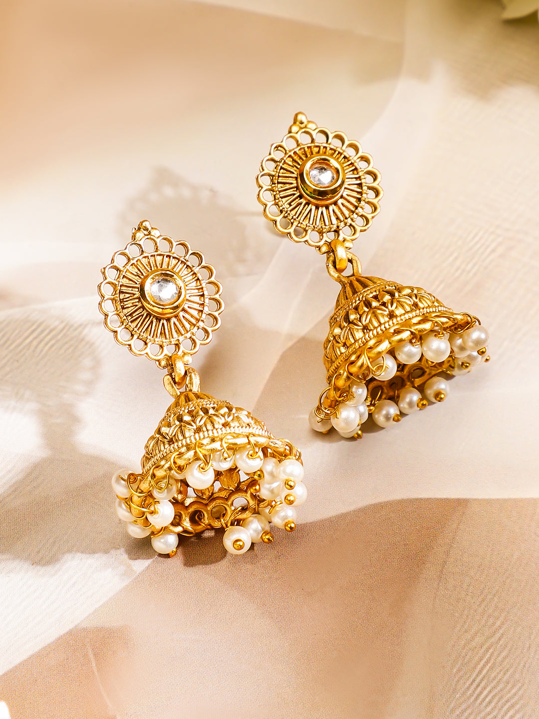 Rubans 22K Gold-Plated Pendant Jewellery Set with Golden & Pearl Beads and Ruby Red Stone フリーサイズ