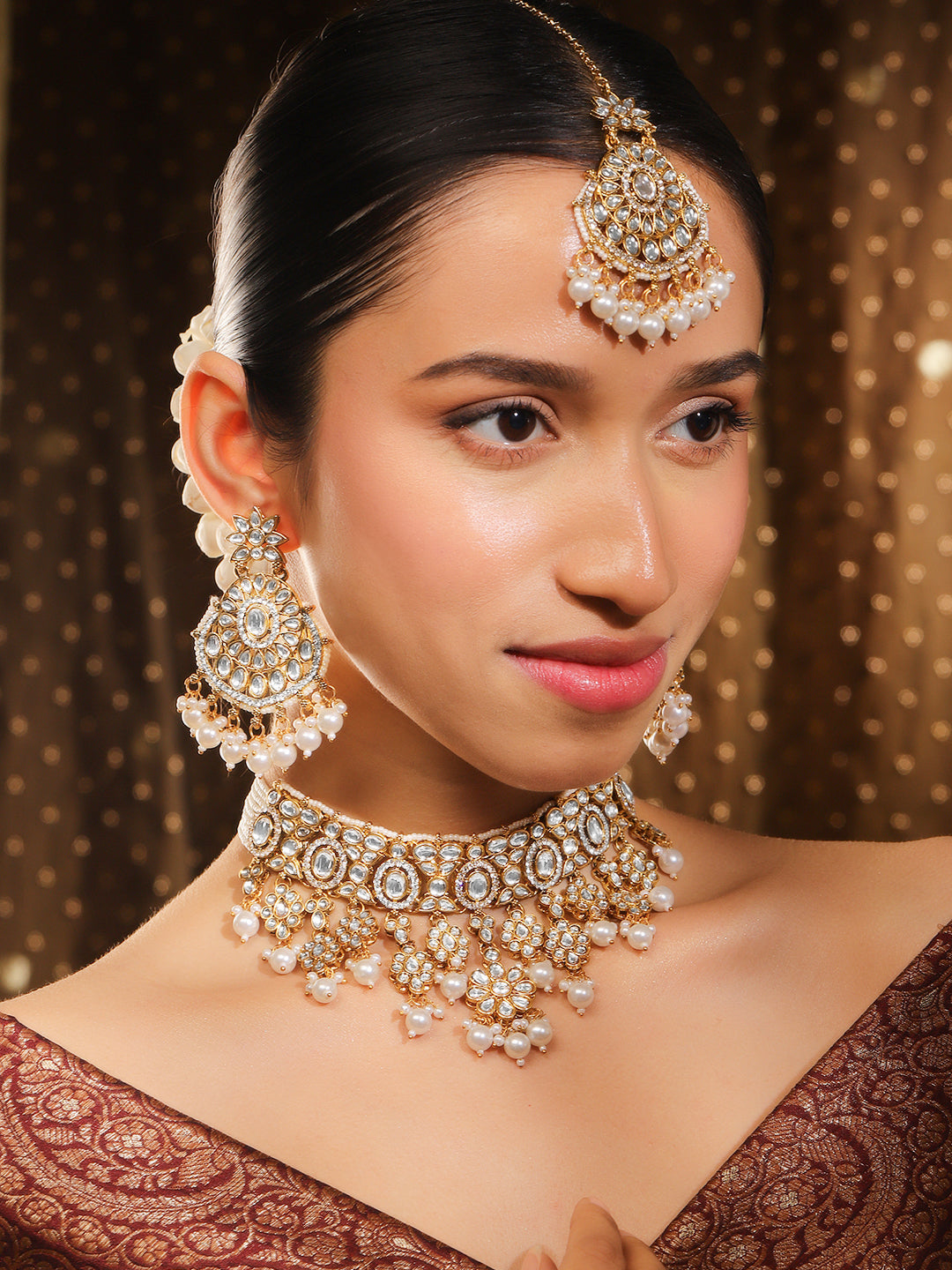 Whisper Between Kundan & Pearl Choker Set フリーサイズ