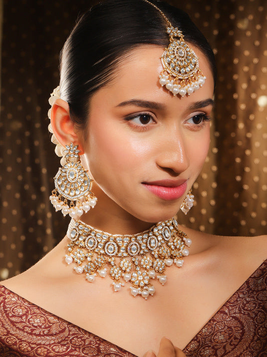 Whisper Between Kundan & Pearl Choker Set フリーサイズ