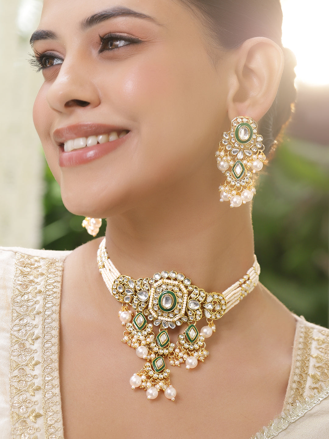 Pearl Embellished Kundan Necklace Set With Maangtikka フリーサイズ
