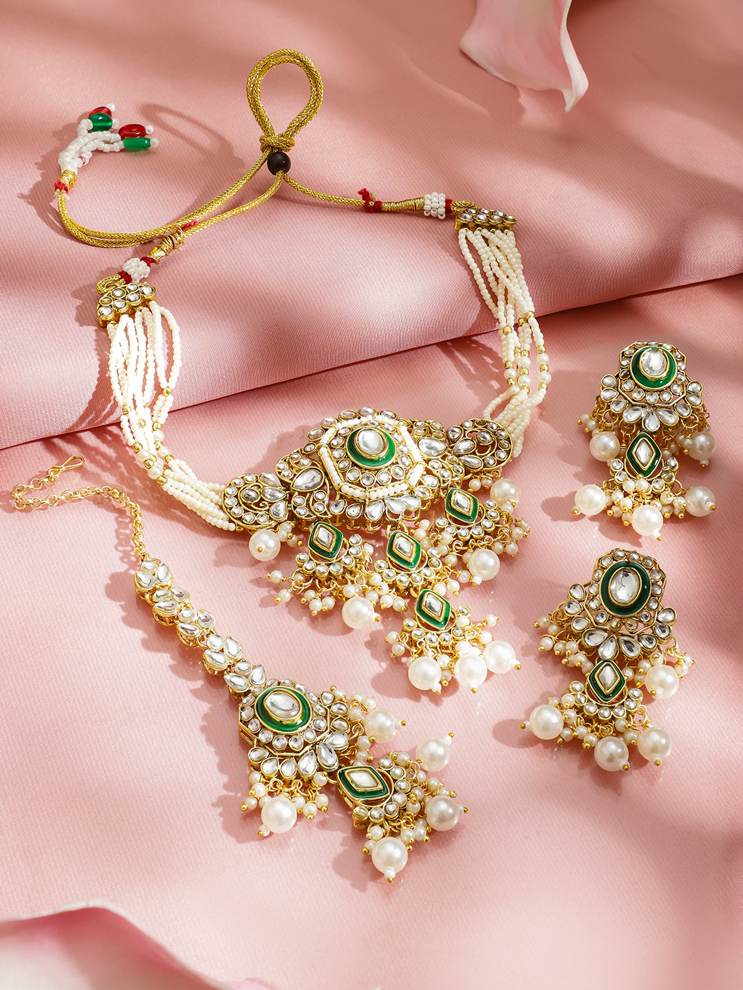Pearl Embellished Kundan Necklace Set With Maangtikka フリーサイズ
