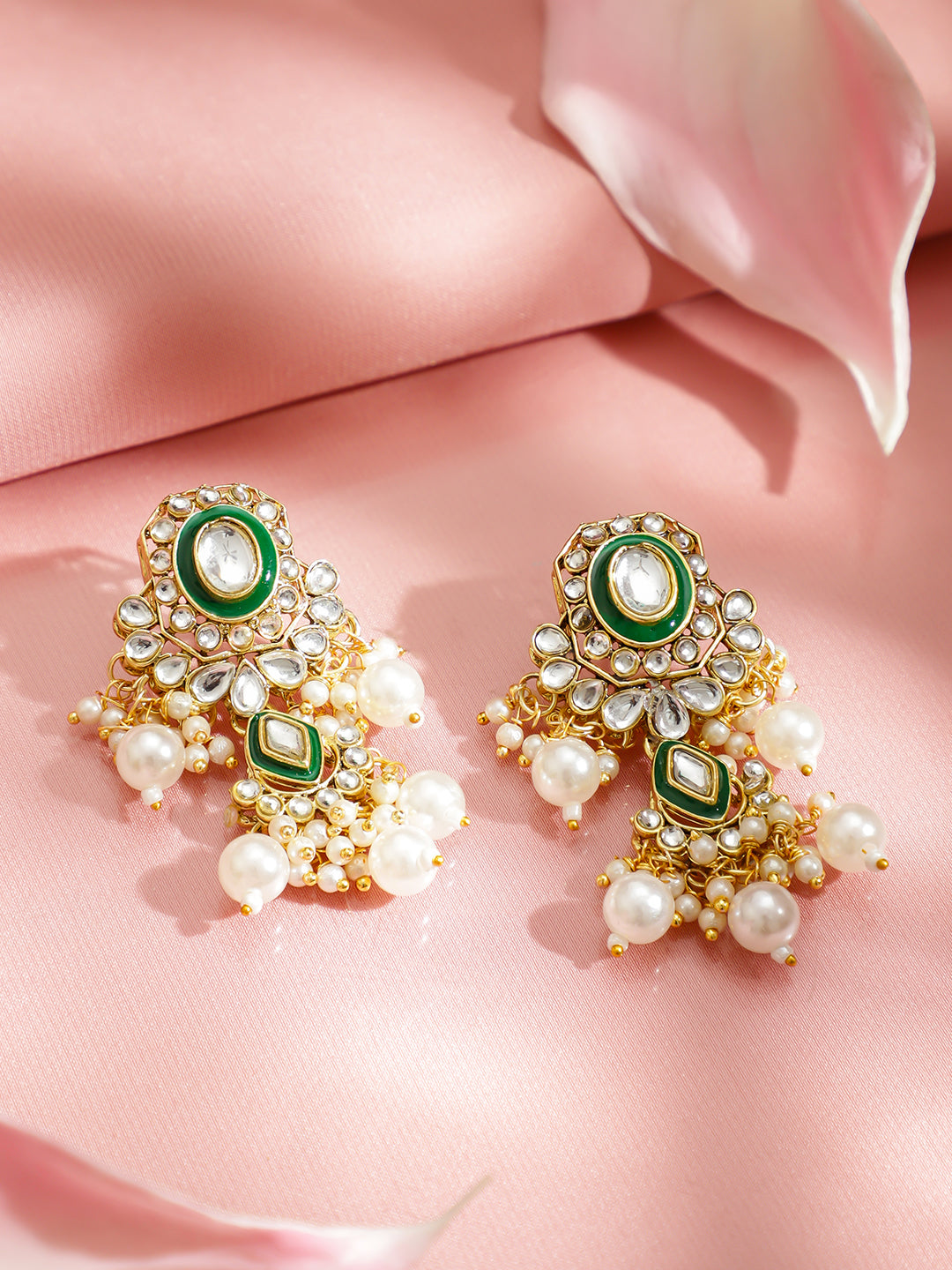 Pearl Embellished Kundan Necklace Set With Maangtikka フリーサイズ