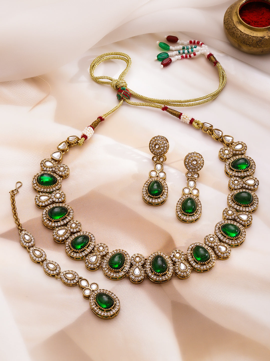 Festive Radiance Emerald Necklace Set フリーサイズ
