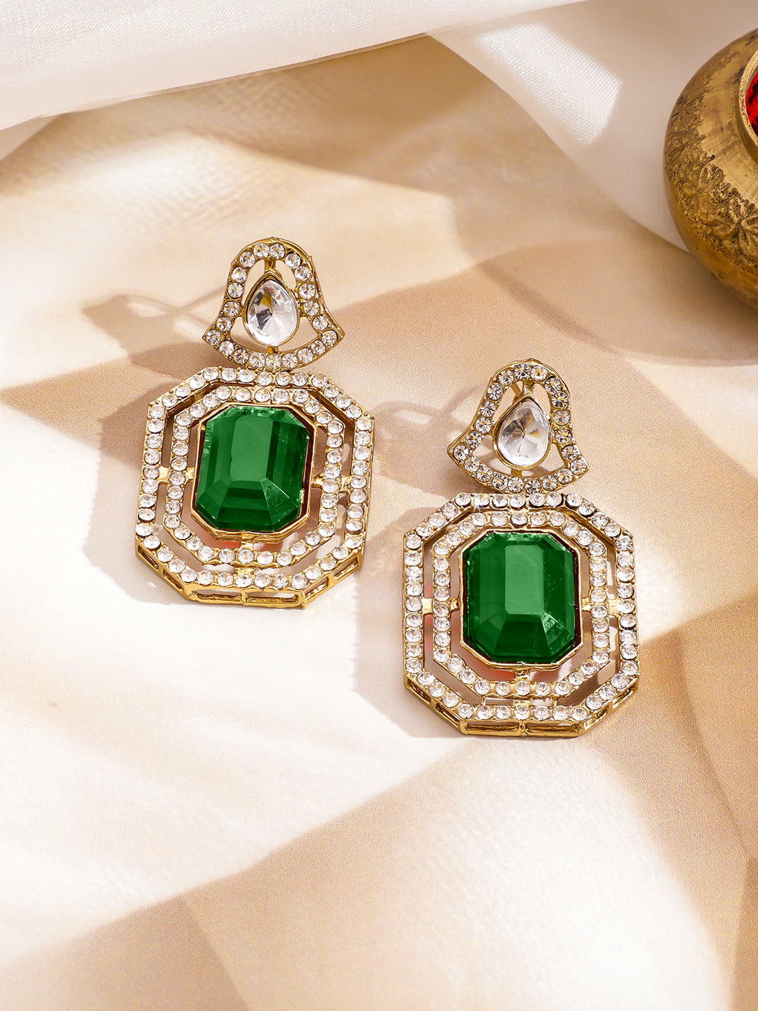 Radiant Emerald & Kundan Necklace Set フリーサイズ