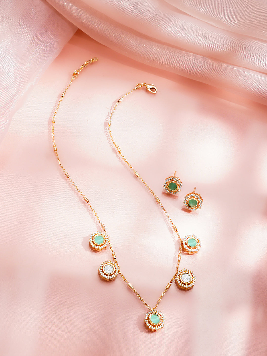 Pastel Green Glow Charm Necklace Set フリーサイズ