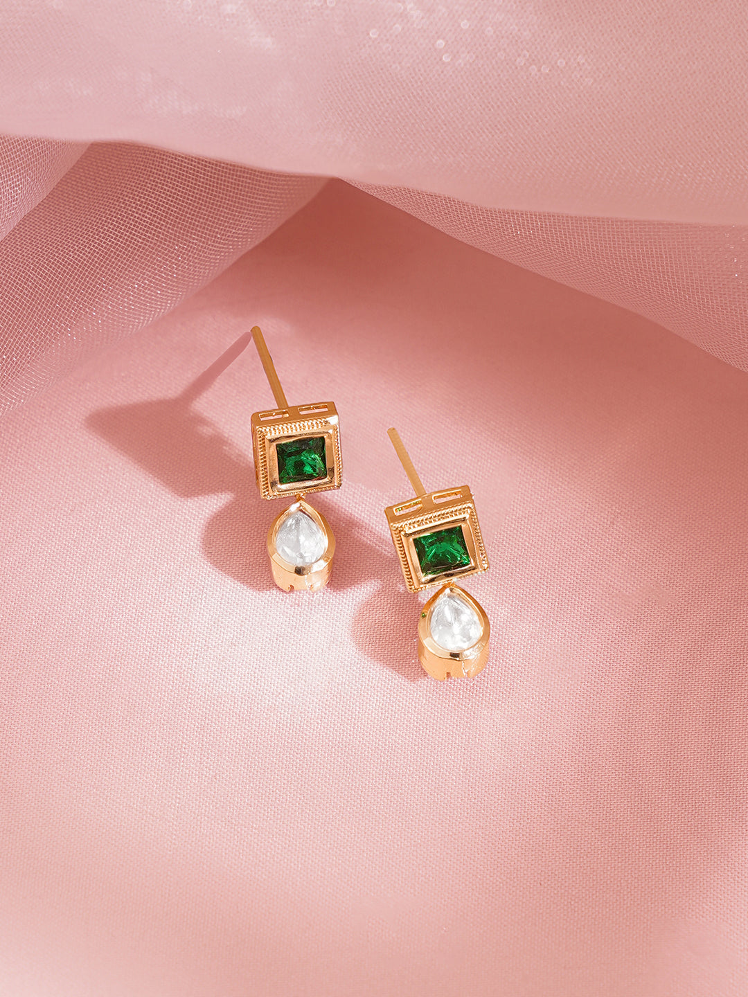 Luxury Emerald Kundan Necklace Set フリーサイズ