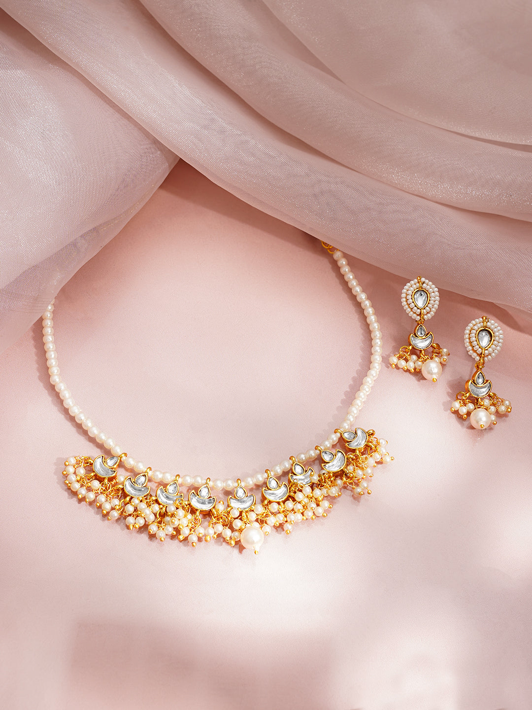 Pearl Glow Kundan Festive Choker Set Length - 13 cm