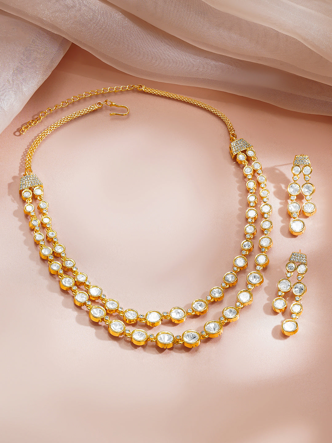 【Rubans】 Rhodium Plated Kundan Layered Necklace Set｜ロジウムメッキ クンダン レイヤード ネックレスセット