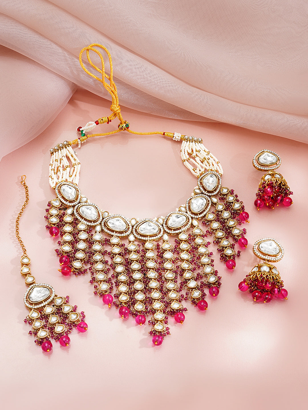 【Rubans】 Gold Plated Kundan Pearl Choker Necklace Set with Pink Bead Detailing｜ゴールドメッキ クンダン パール チョーカー ネックレスセット ピンクビーズ