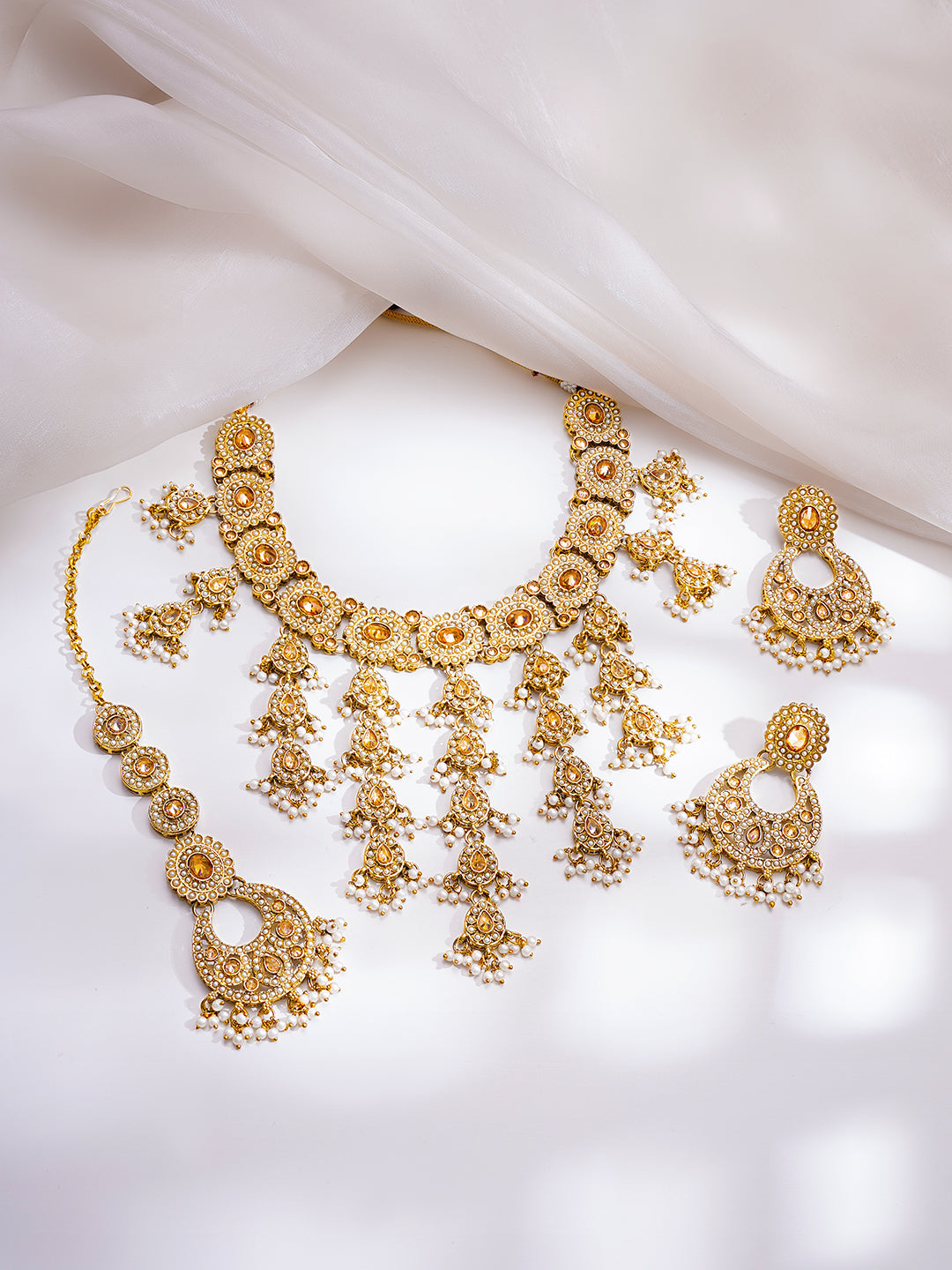 【Rubans】 Gold Plated Kundan Pearl Beaded Necklace Set with Maang Tikka｜ゴールドメッキ クンダン パールビーズ ネックレスセット（マーンティッカ付き）