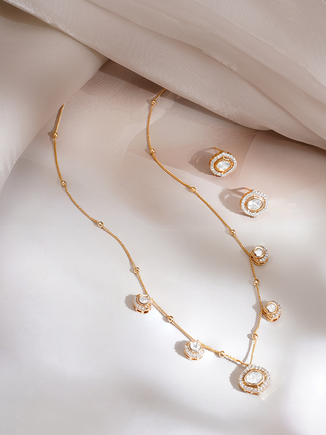 【Rubans】Gold Plated Moonlit Polki Station Necklace Set｜ゴールドメッキ ムーンリット ポルキ ステーション ネックレスセット